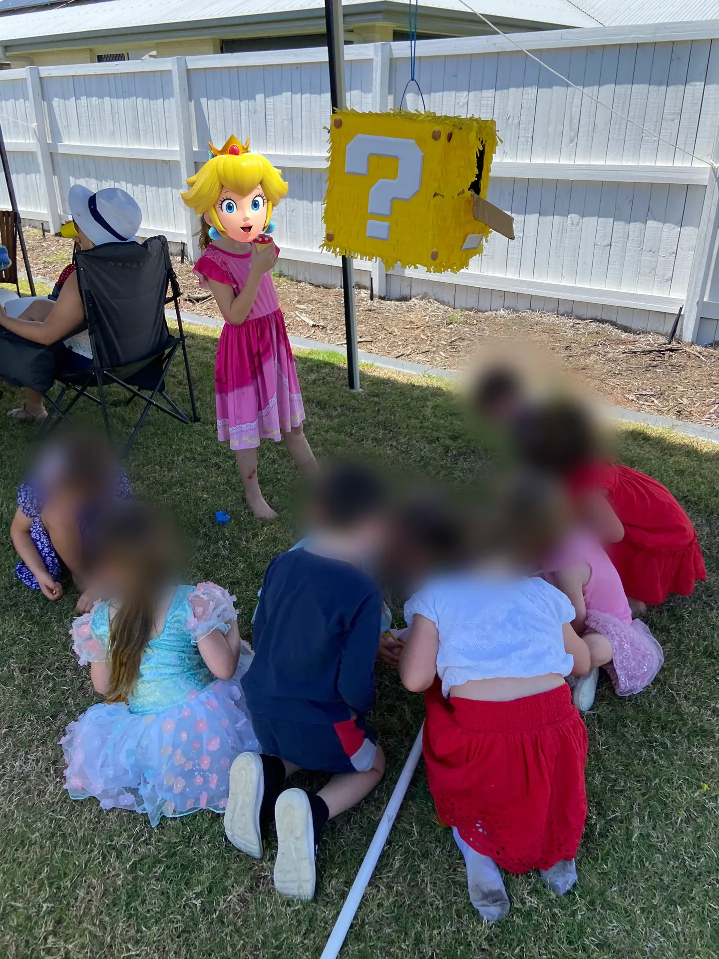 Mysterty Block Pinata 03