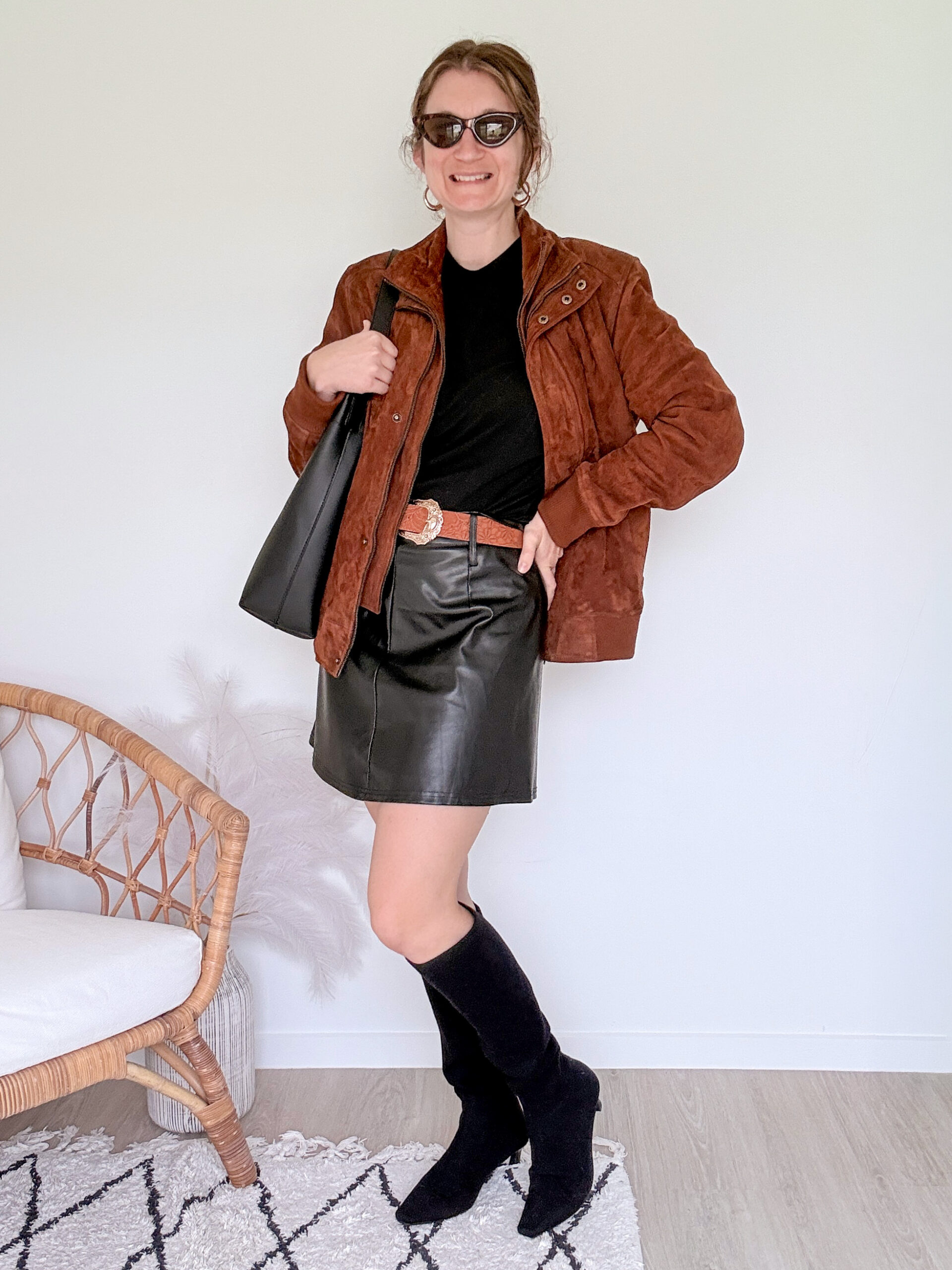 Lester Suede Bomber Jacket Full Outfit 03-2