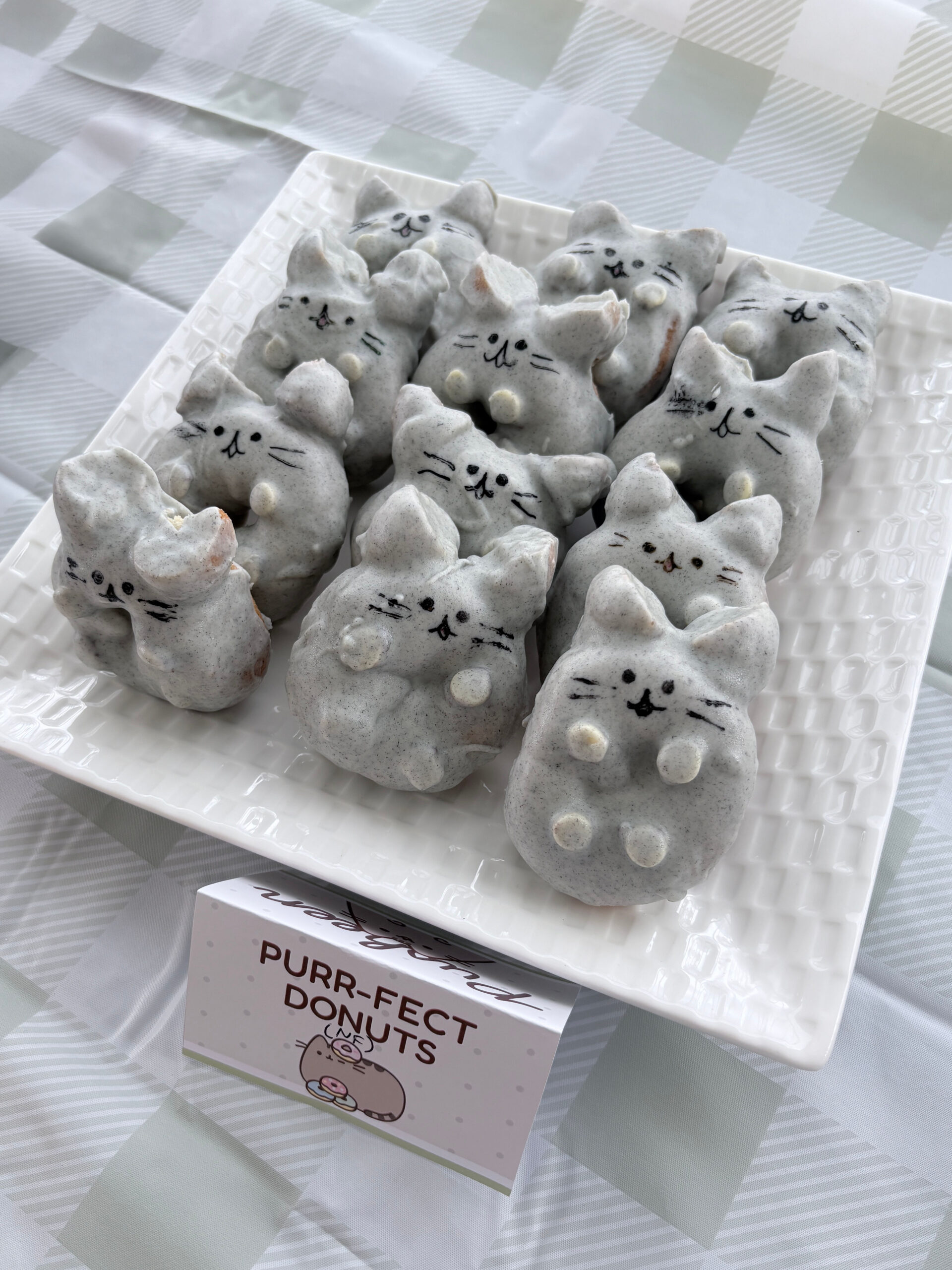 Purr-fect Donuts