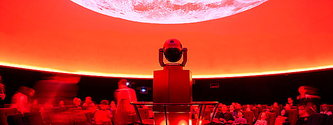 Sir Thomas Brisbane Planetarium Inside 3