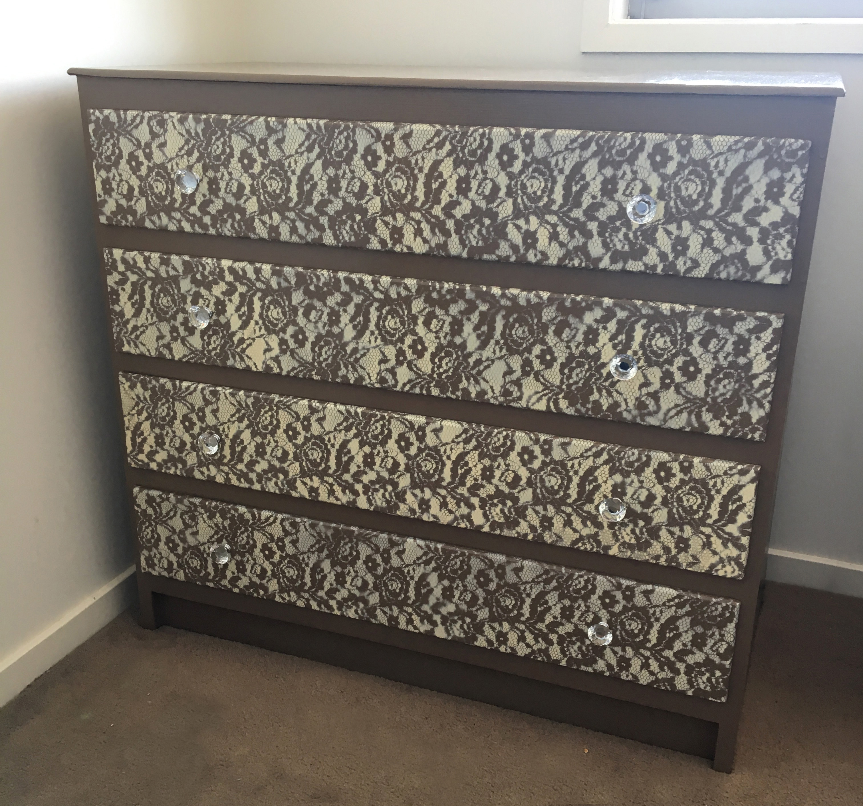 Lace Drawers Makeover DIY 4