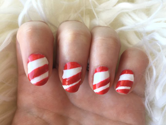 Candy Cane Christmas Nails 2