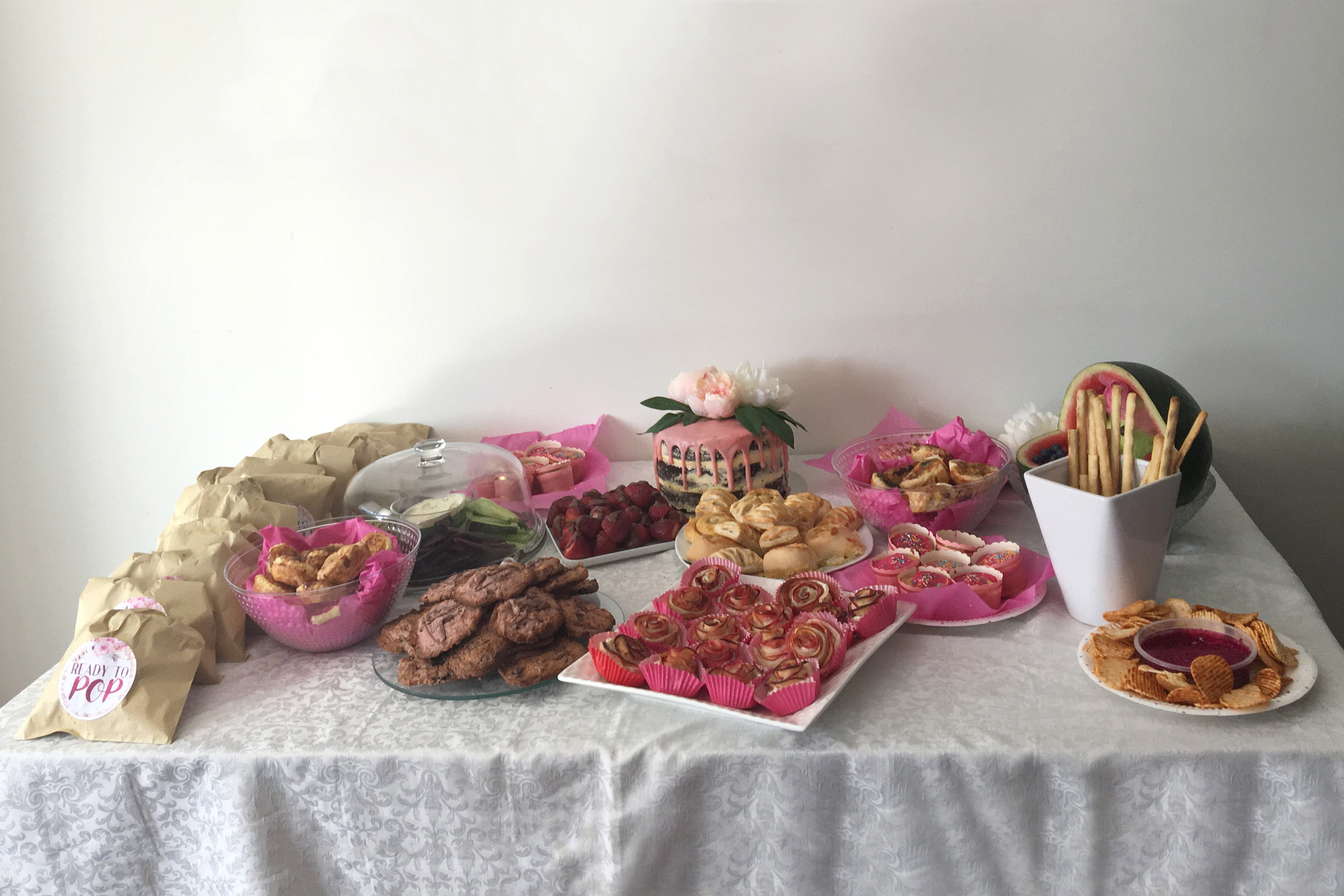 Baby shower hot sale food girl