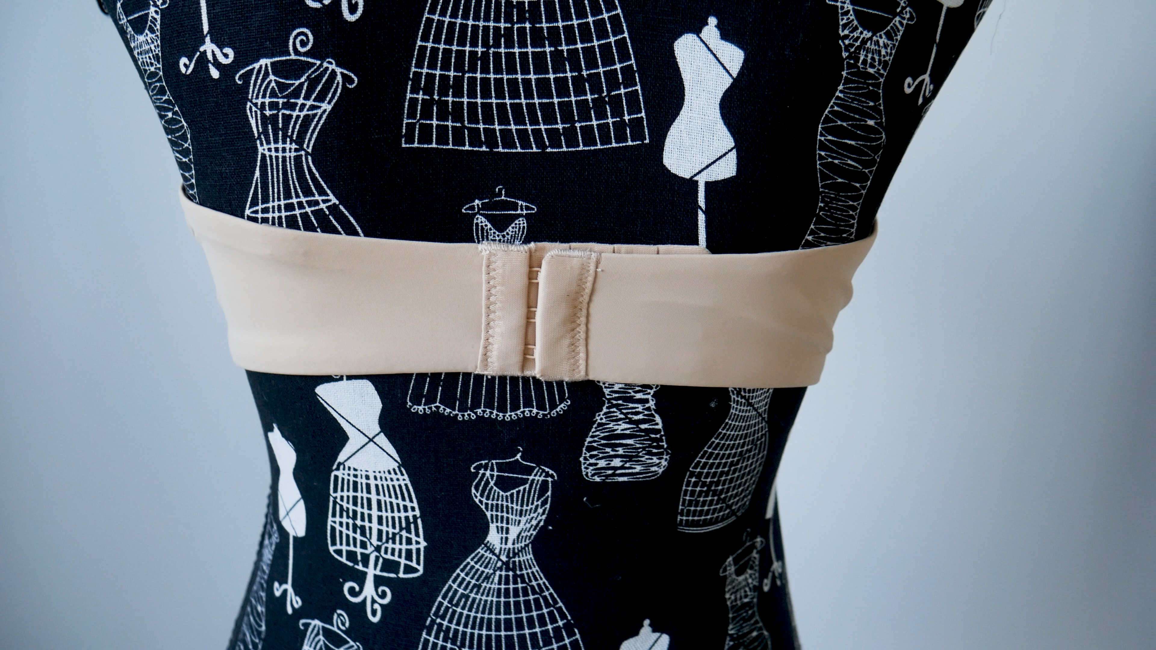 Magic Strapless Bra Back
