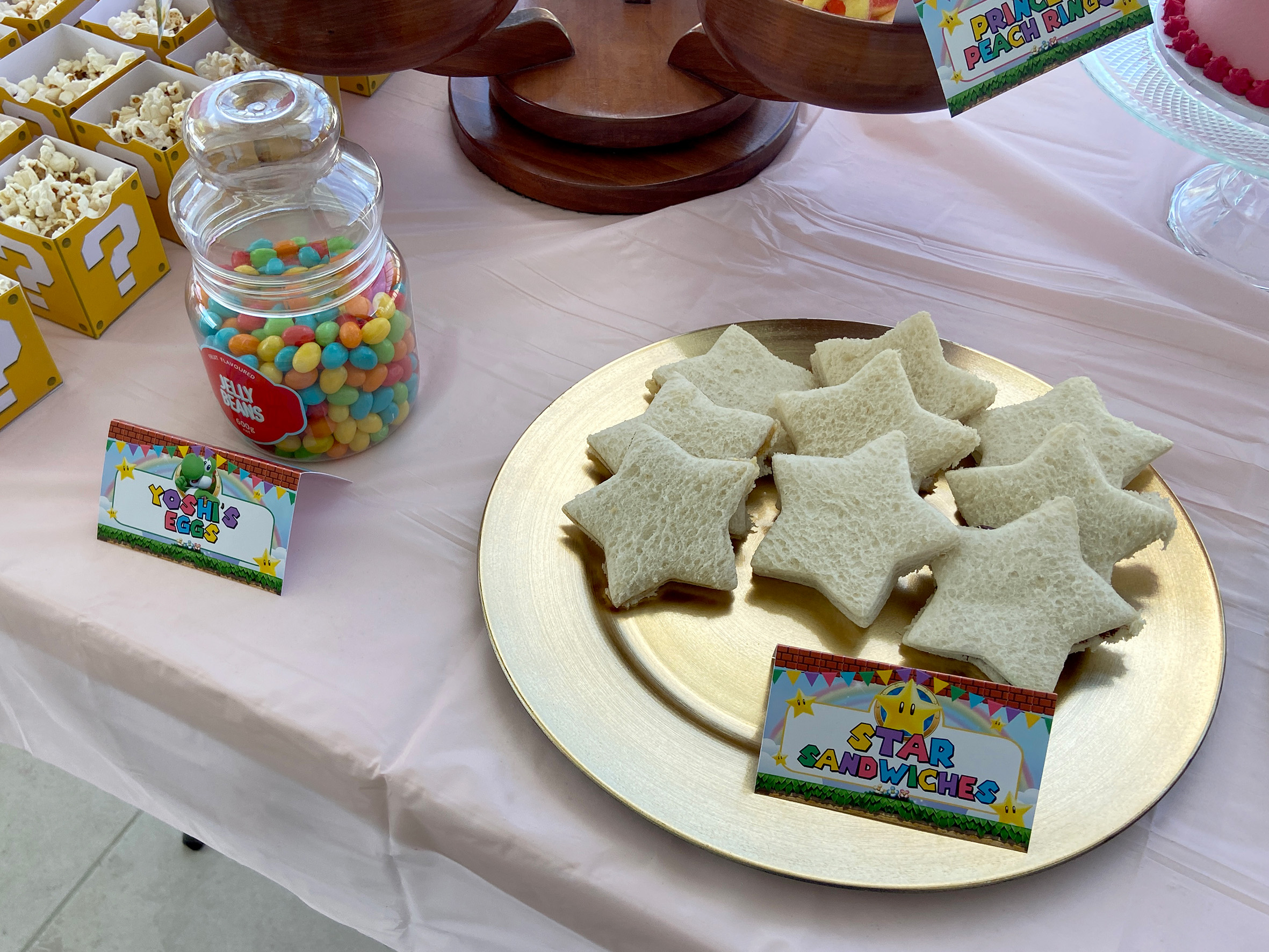 Yoshis Eggs and Star Sandwiches